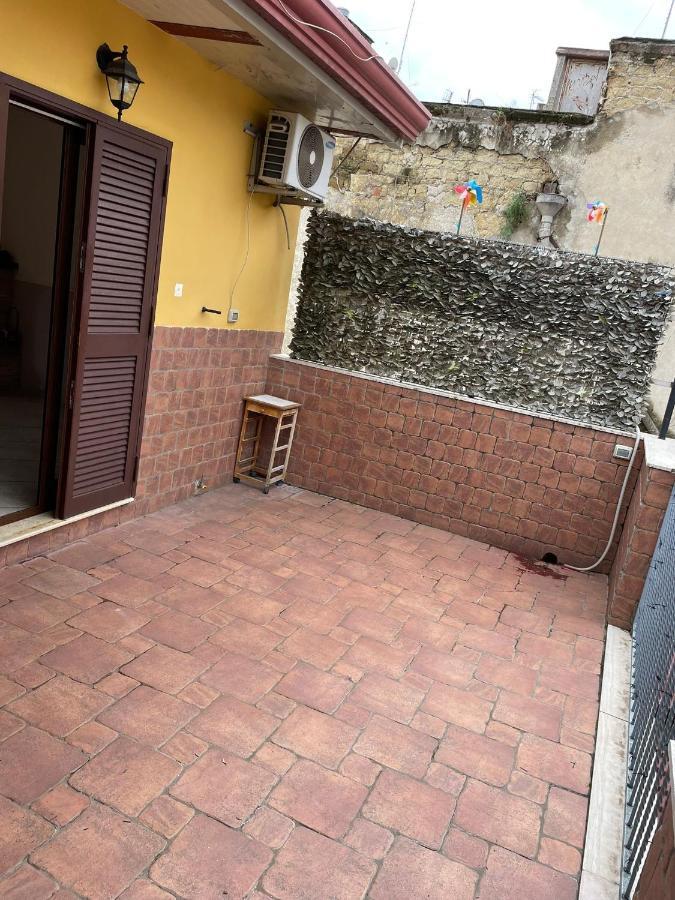 Apartamento La Casa Di Mamma Nápoles Exterior foto